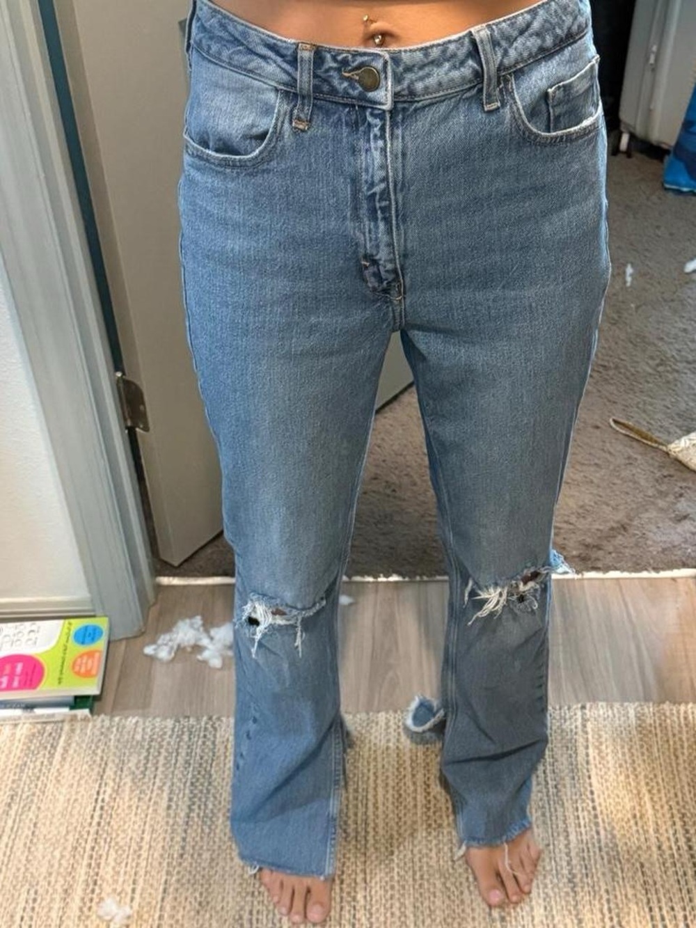 Zara Light Blue High-Rise Distressed Women's Jeans